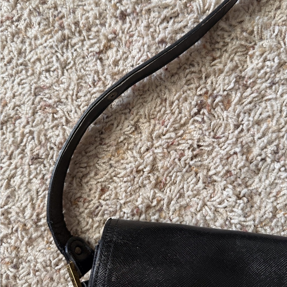 Yves Saint Laurent Black Leather Shoulder Bag - Picture 7 of 9